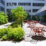 Photo du patio du siège de Franfinance à Nanterre